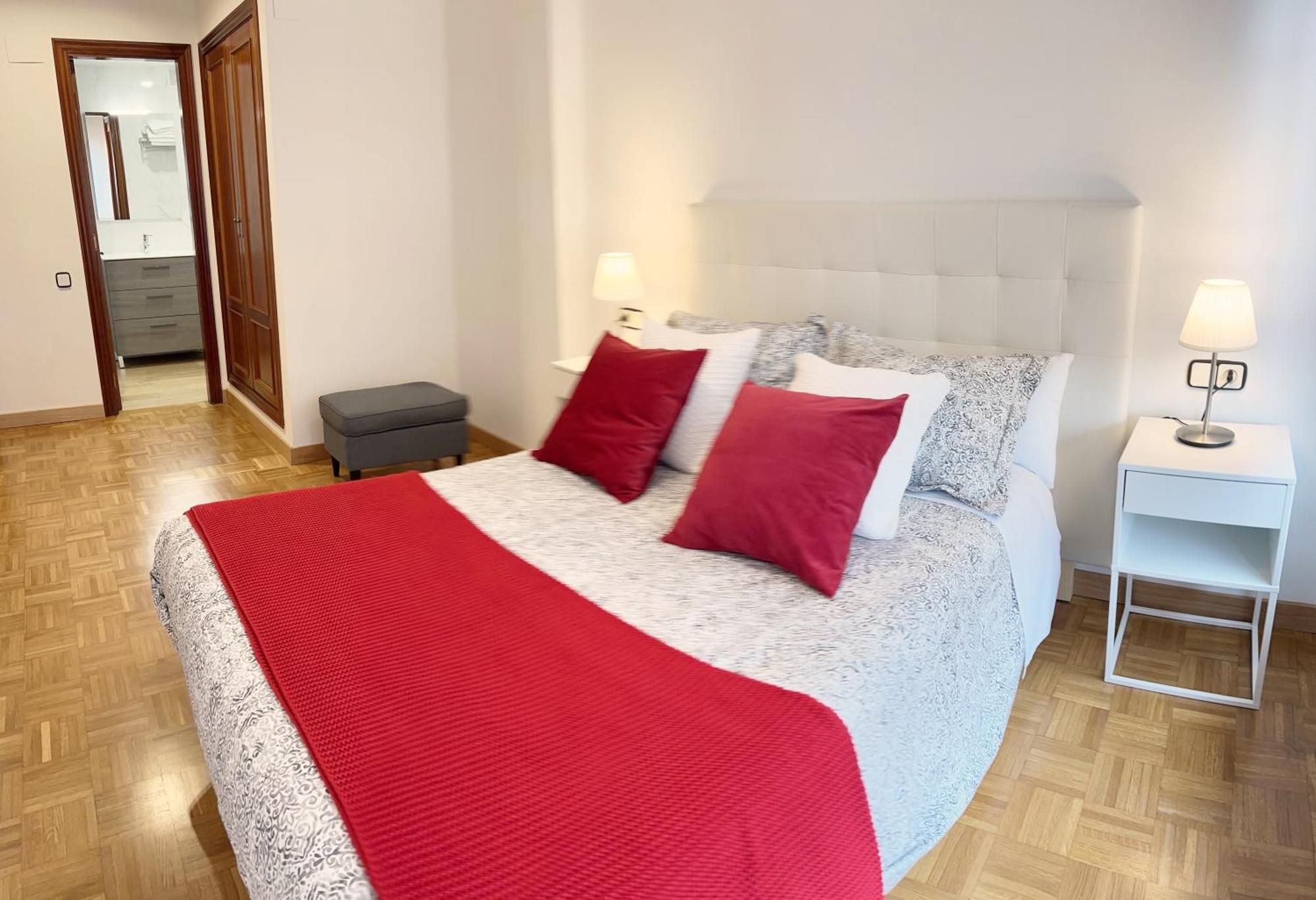 Apartamento Europa Centric Parking Gratis Oviedo Eksteriør billede